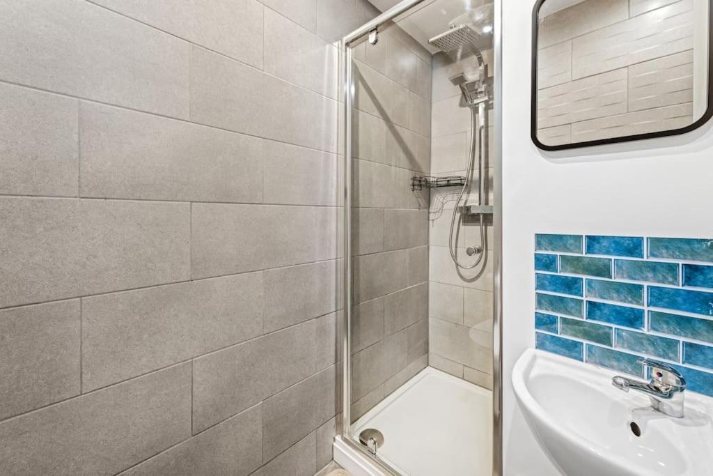 Luxurious 3 Bedroom Apartment In Park Estate Nottingham Bagian luar foto